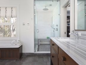 39 Worthington Rd, Brookline MA 02446