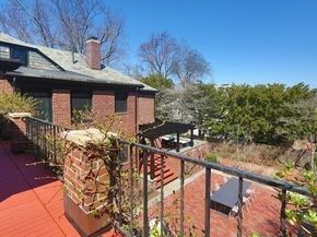 39 Worthington Rd, Brookline MA 02446