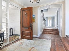 39 Worthington Rd, Brookline MA 02446