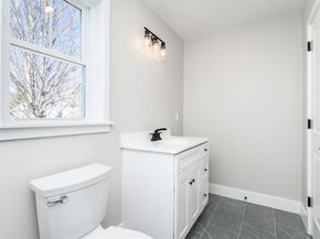 28 Fairview Ave, Ipswich MA 01938