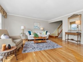 18 Breakwater Drive 18, Chelsea MA 02150