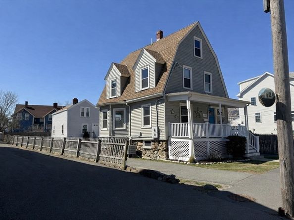 481 Humphrey St, Swampscott MA 01907