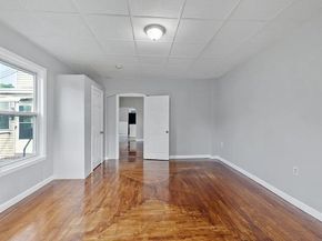 113 Spruce St, Leominster MA 01453