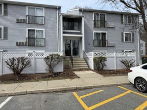 5 Village Rock Lane 22, Natick MA 01760