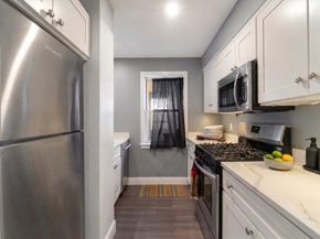 20 Chestnut St 26, Cambridge MA 02139