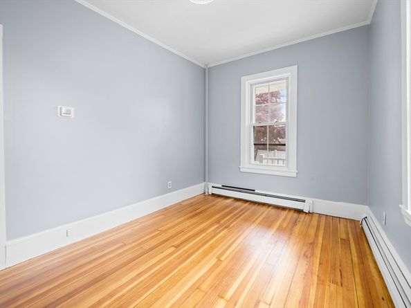 230 Crescent Ave, Revere MA 02151