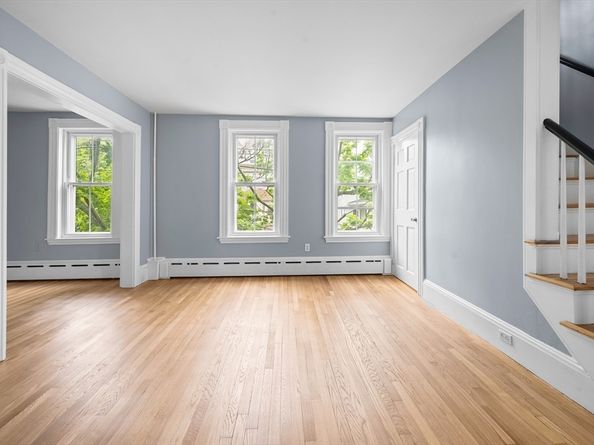 230 Crescent Ave, Revere MA 02151