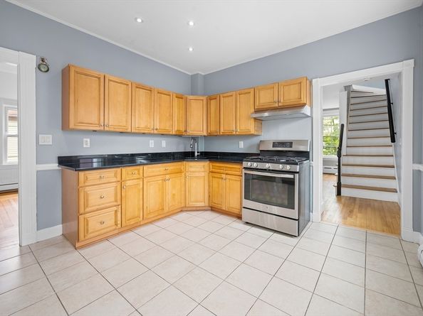 230 Crescent Ave, Revere MA 02151