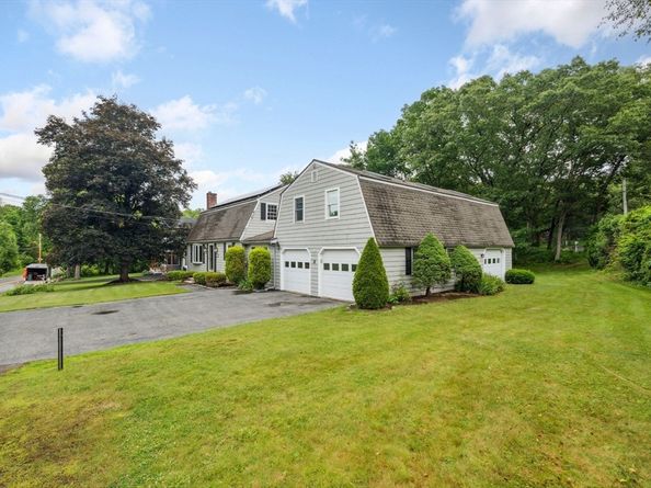 103 Central St, Newbury MA 01922