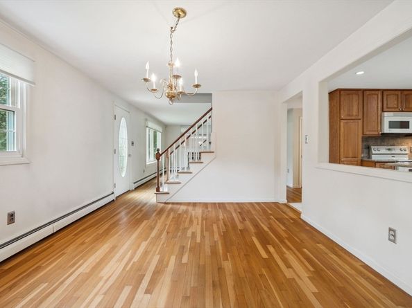 103 Central St, Newbury MA 01922
