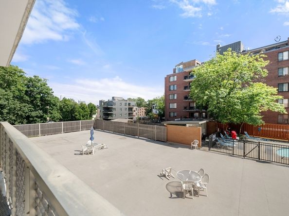 45 Longwood Avenue 212, Brookline MA 02446