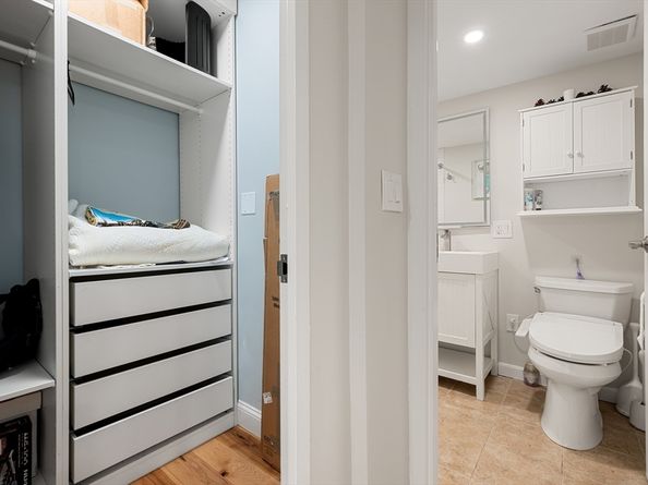 45 Longwood Avenue 212, Brookline MA 02446