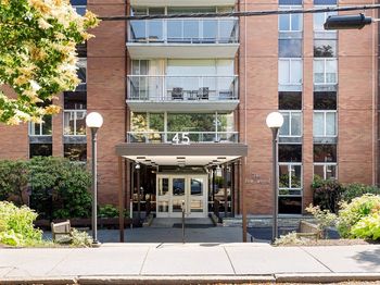 45 Longwood Avenue
