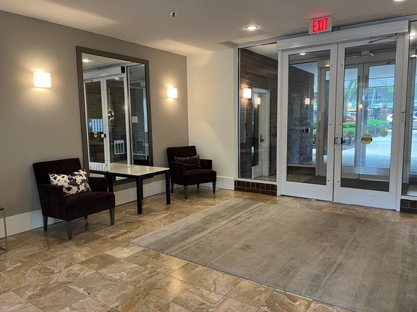 950 Massachusetts Ave. 106, Cambridge MA 02139