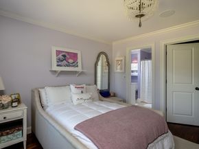 6 Ocean Breeze Ln, Mattapoisett MA 02739
