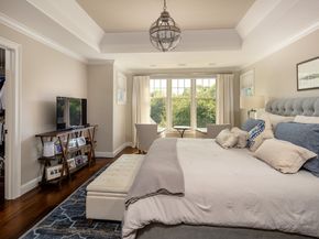 6 Ocean Breeze Ln, Mattapoisett MA 02739