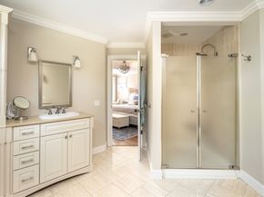 6 Ocean Breeze Ln, Mattapoisett MA 02739