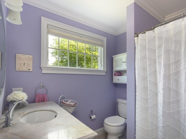 6 Ocean Breeze Ln, Mattapoisett MA 02739