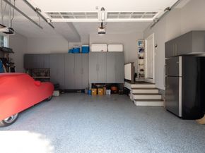 6 Ocean Breeze Ln, Mattapoisett MA 02739