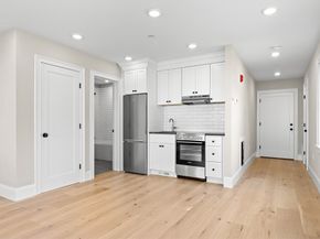 36 Broadway Ave, Rockport MA 01966
