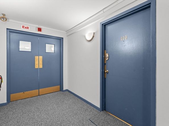 26 Waverly St 410, Boston MA 02135