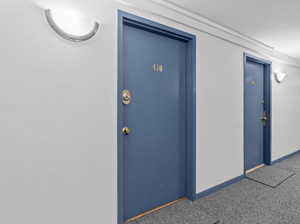 26 Waverly St 410, Boston MA 02135