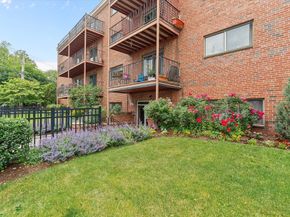 26 Waverly St 410, Boston MA 02135