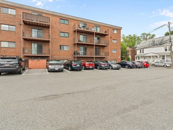 26 Waverly St 410, Boston MA 02135