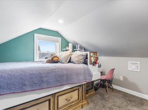 21 Hale St 21, Newton MA 02464