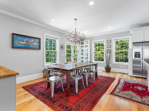 21 Hale St 21, Newton MA 02464