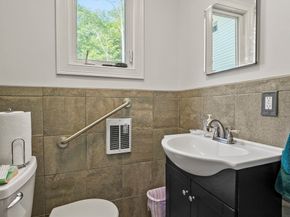 3 Newton Street, Barre MA 01005