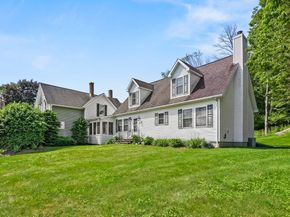 3 Newton Street, Barre MA 01005