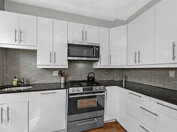 14 Linden St