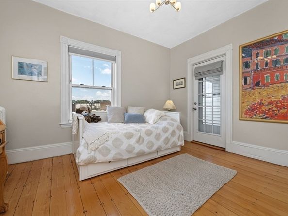 14 Linden St 8, Brookline MA 02445