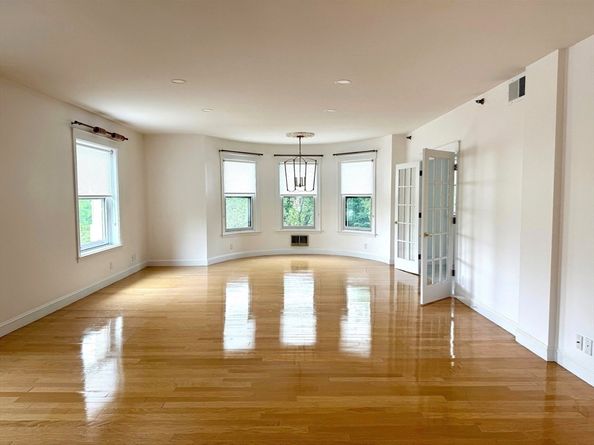 416 Commonwealth Ave 301, Boston MA 02215