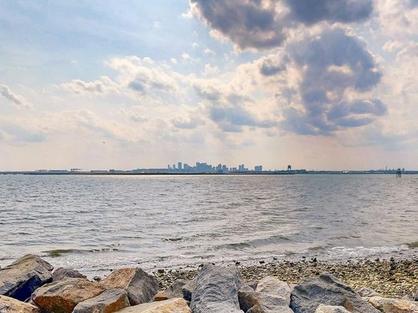 88 Grand View Ave, Winthrop MA 02152