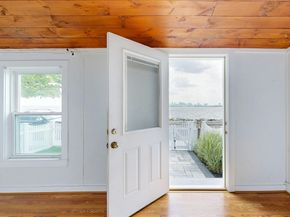 88 Grand View Ave, Winthrop MA 02152
