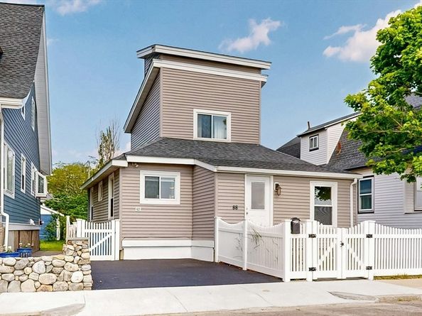 88 Grand View Ave, Winthrop MA 02152