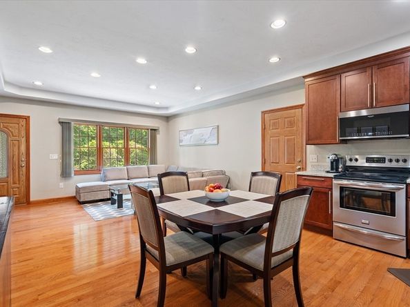 16 Dixon Ave, Auburn MA 01501