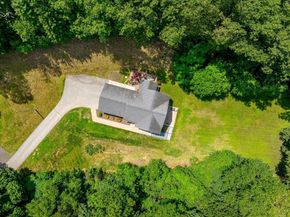 16 Dixon Ave, Auburn MA 01501