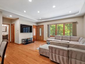 16 Dixon Ave, Auburn MA 01501