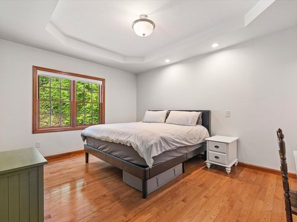 16 Dixon Ave, Auburn MA 01501