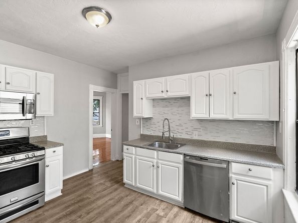 76 Bellevue St, Boston MA 02125