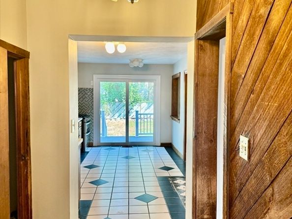 10 Clay Ave, Everett MA 02149