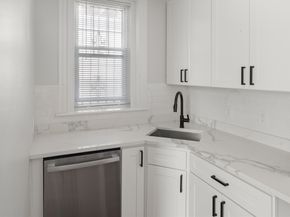 110 Bellingham St 1, Chelsea MA 02150