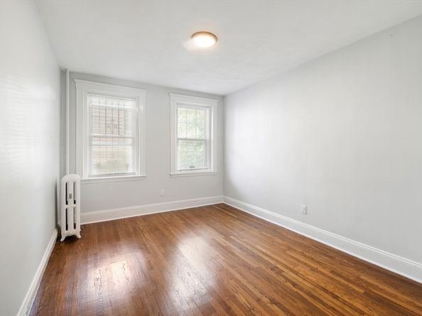 110 Bellingham St 1, Chelsea MA 02150