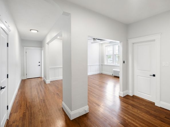 110 Bellingham St 1, Chelsea MA 02150