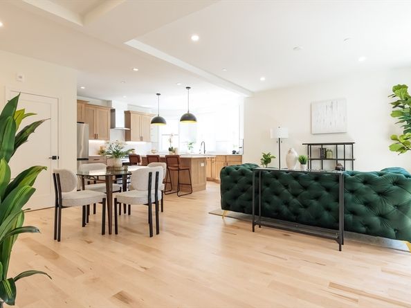 59 Dartmouth St A, Somerville MA 02145