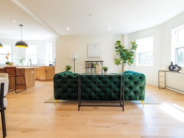 59 Dartmouth St A, Somerville MA 02145