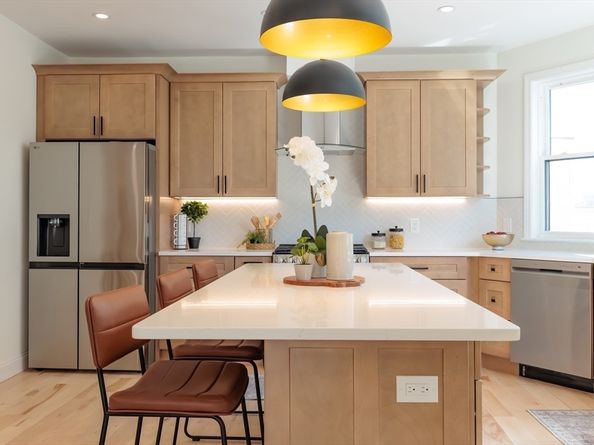 59 Dartmouth St A, Somerville MA 02145